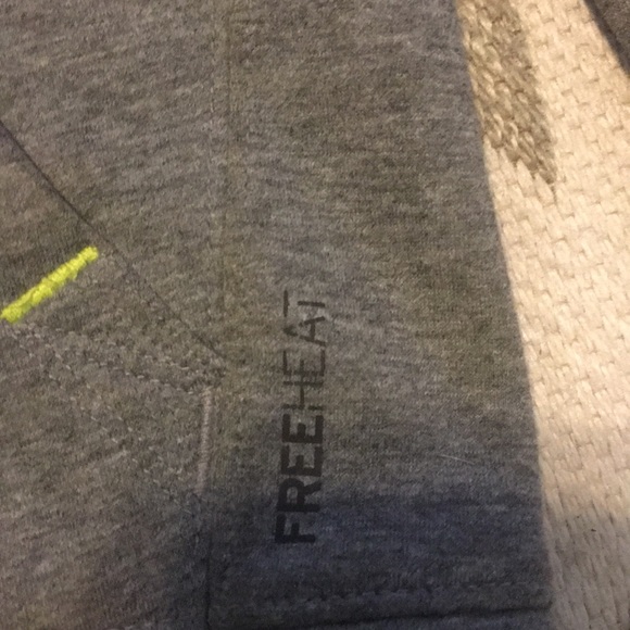 Eddies baur hoodie - Picture 4 of 4